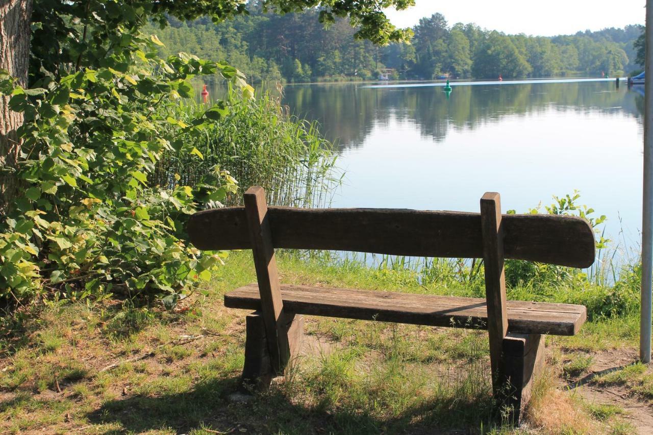 Ferienappartements Am See Schorfheide Eksteriør bilde